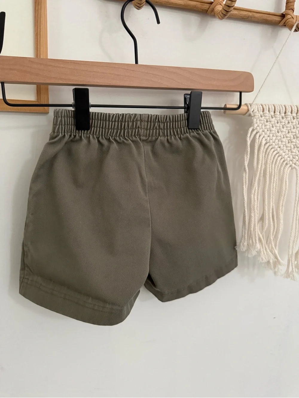 Vintage - Buster Brown 2T olive shorts